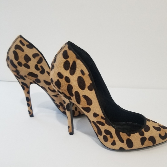 NWOT Steven Madden Leopard Calf Hair Pumps - Picture 6 of 11